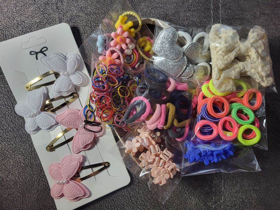 Подарункові набори для дівчаток.