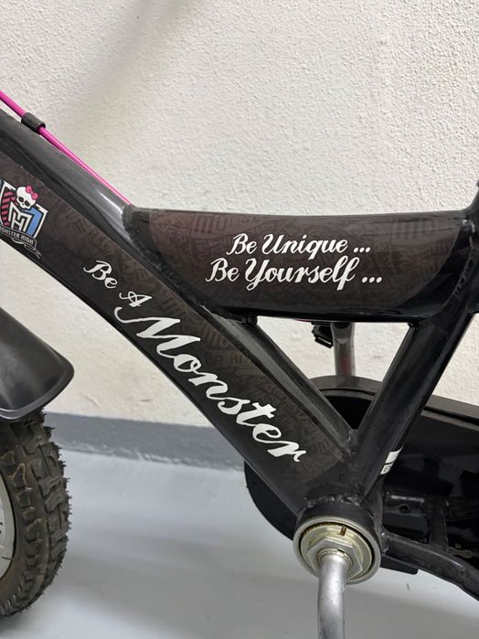 Bicicleta Júnior 6-8anos em muito bom estado