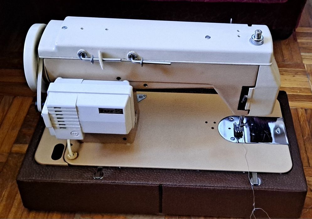 Maszyna do szycia Łucznik 432