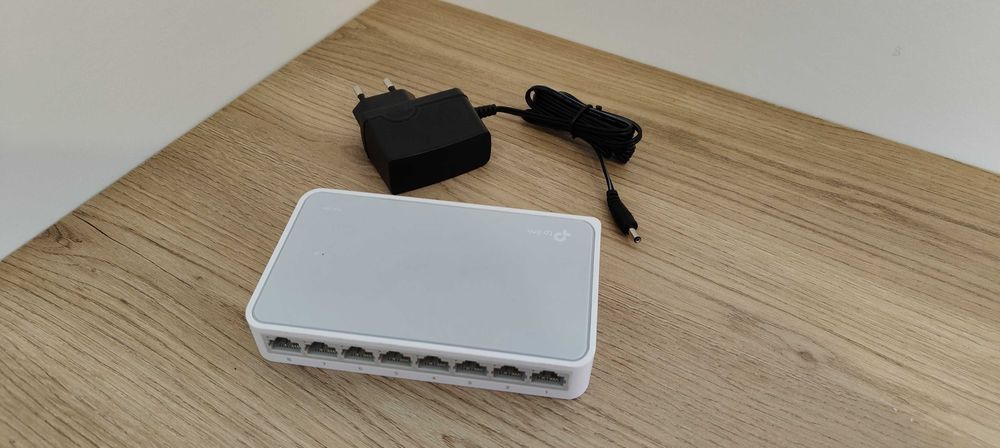 Switch 8 portas TP-Link TL-SD1008D