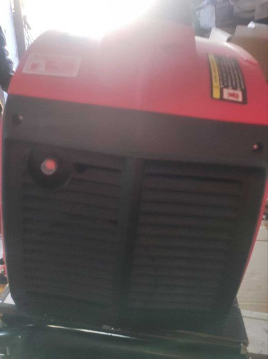 Генератор бензиновий Huttenberg HT2000