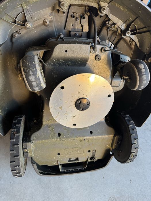 Robot koszacy Husqvarna Automower 430XH sprawny