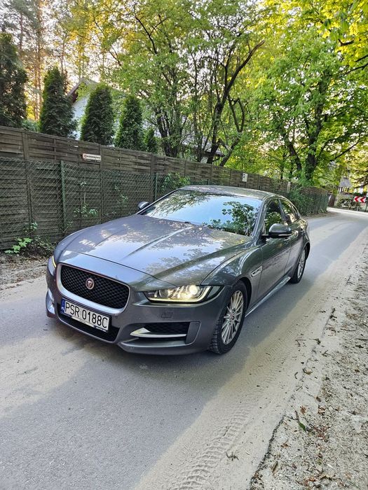 Jaguar XE Jaguar XE R-Sport, dwa komplety kół, dobrze wyposażony.