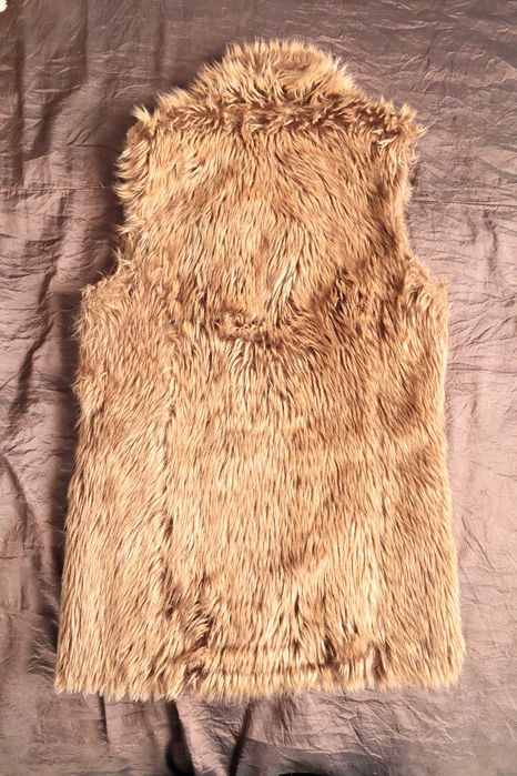 Bezrękawnik Futrzany Bershka