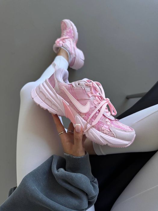 36-41 р кросівки NIKE RUNTEKK V2K pink flowers