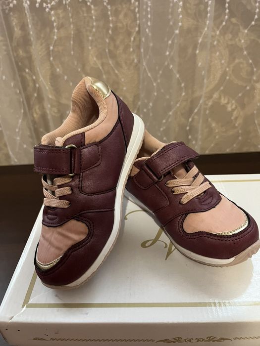 Кросівки для дівчаток Gemo