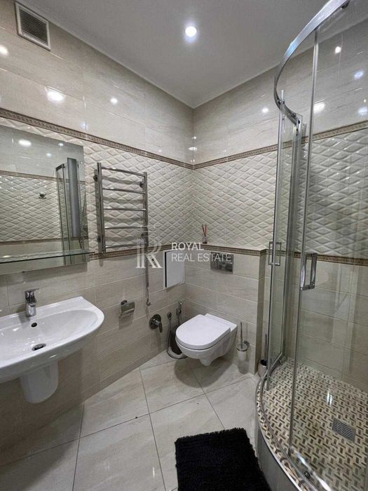 Оренда Квартира Київ ЖК Park Stone 3 кімнати 116 м² 4/22 поверх 2 спальні Кухня-вітальня Якісний ремонт Балкон Паркінг Охорона Набережна