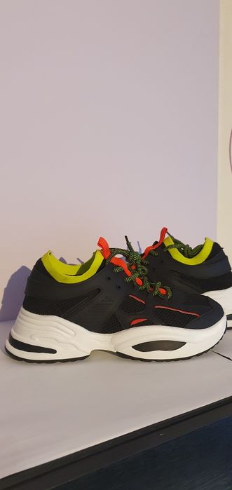 Sneakersy nowe modne sportowe rozmiar 40