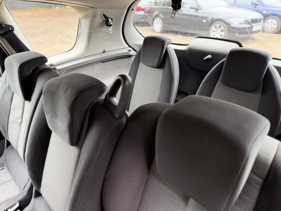 Renault Megane Grand Scenic 1.9 DCI 2005 7 Osób Klima Nowe Opony Zadbany