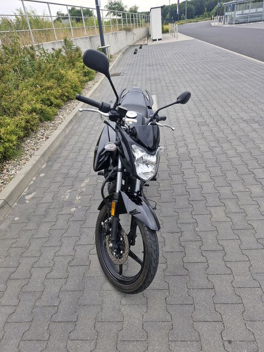 Motocykl Yamaha YS 125
