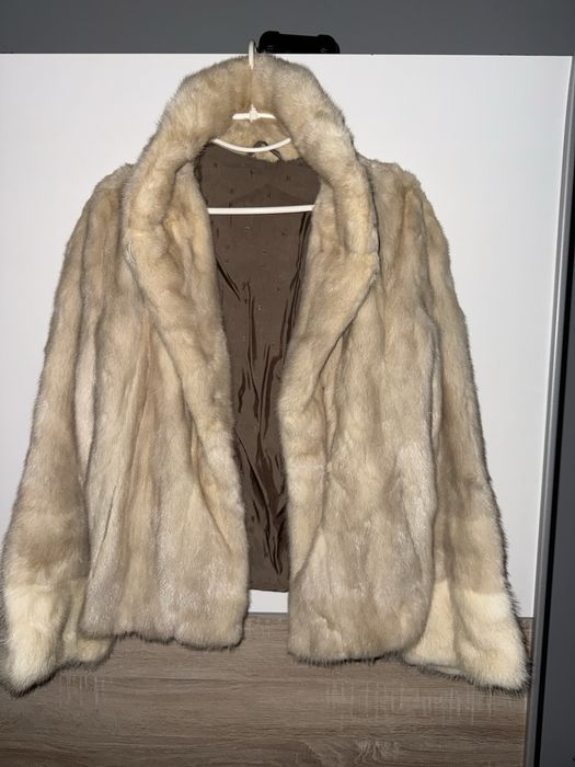 Шубка из норки натуральная