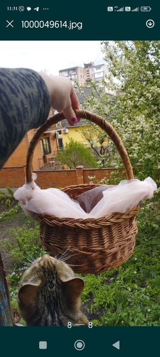 Корзина з лози мала