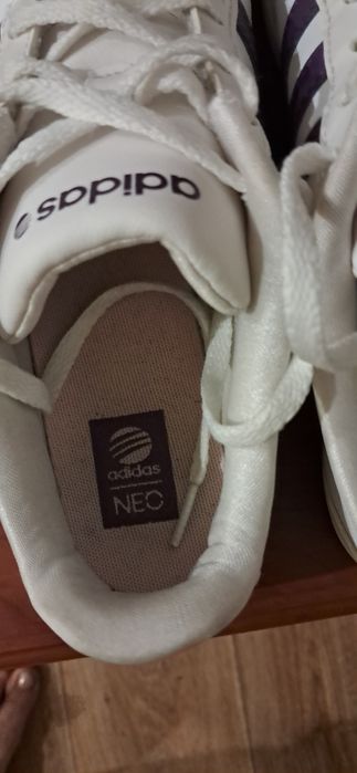 Продам кроссовки б/у в отличном состоянии. Срочно