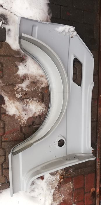 Fiat 126p nadkole tylne lewe zewnętrzne