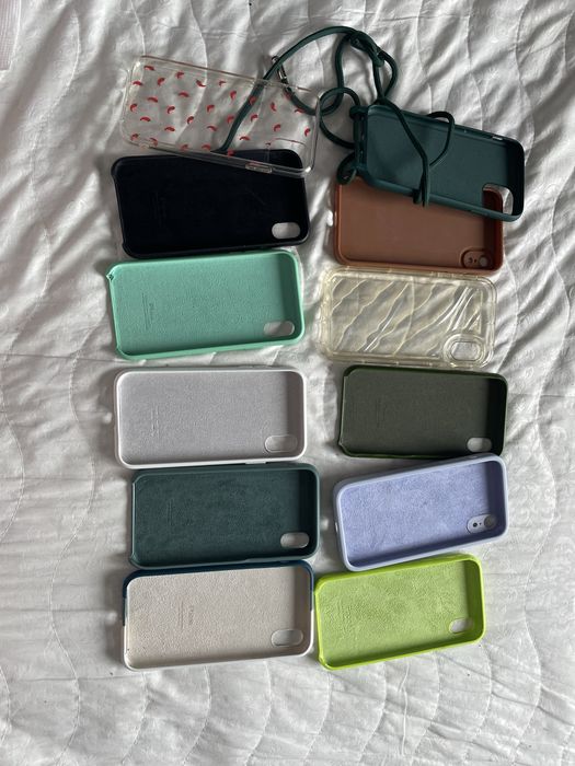 Чохли на Iphone xr