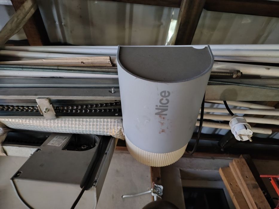 Napęd do bramy garażowe