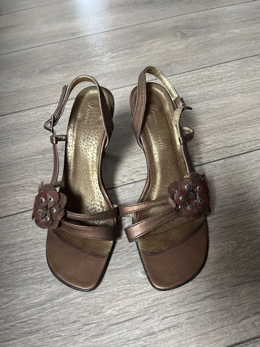 Pantofelki na impreze