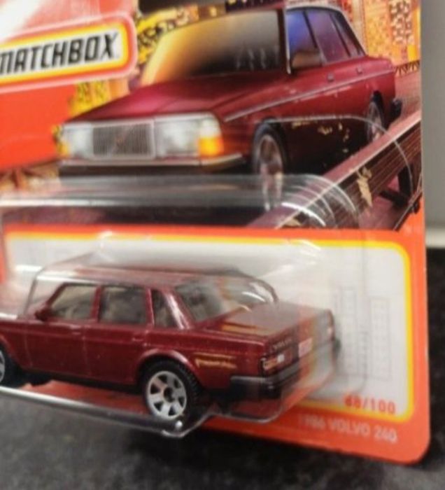 Volvo 240 matchbox