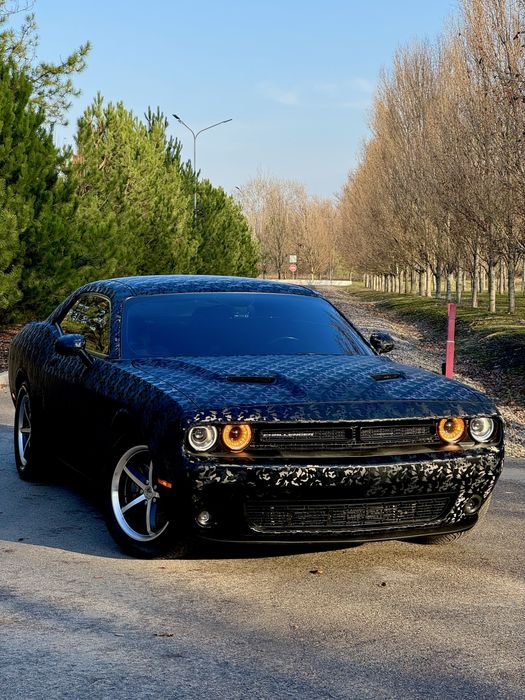 Dodge Challenger