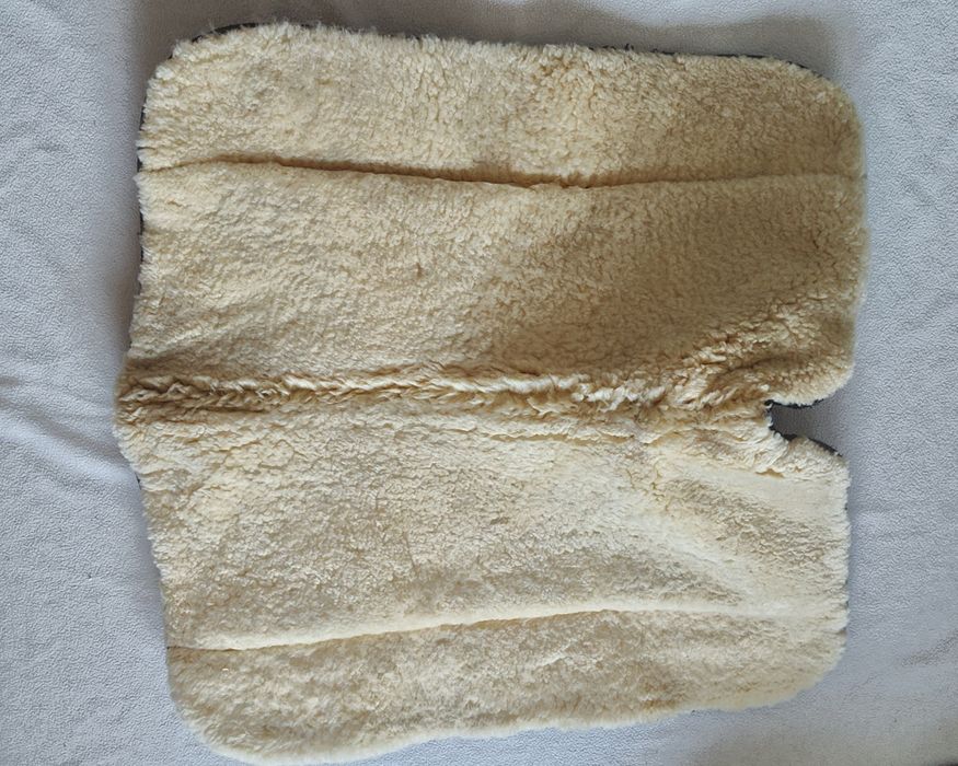 Używany pad west / barefoot podszyty skórą owczą, panele memory