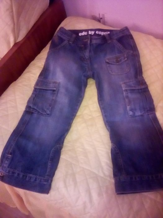 Джинсовые капри на девушку.