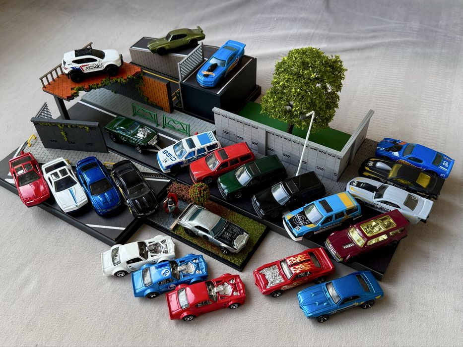 Hot Wheels Porsche, Audi, BMW, Mercedes, Aston, Pontiac, Volvo, Fiat