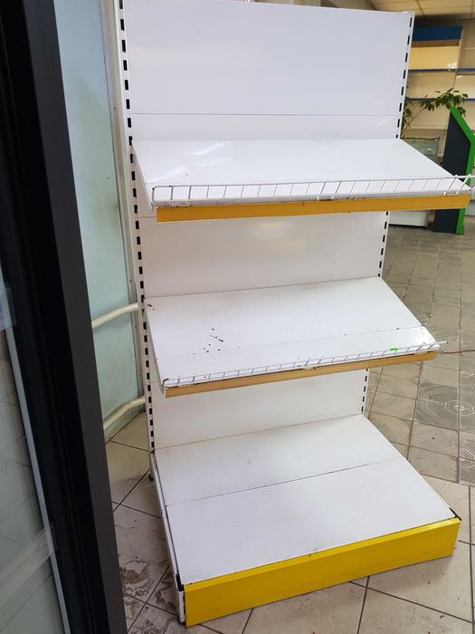 Стелаж пристінний, тумби торгові