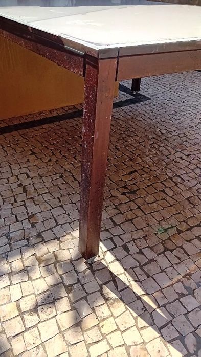Conjunto Mesa e Cadeiras de exterior