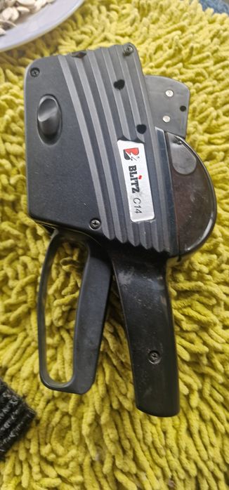 Maquina de etiquetar