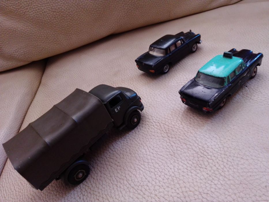 Metosul Mercedes Rabo Peixe/Mini/Citroen BSapo/Camião Berliet Tr12 Ixo