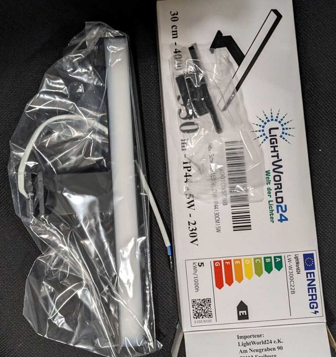 Lampa led nad lustro szafkę 550LM IP44 30CM 5W nieużywana