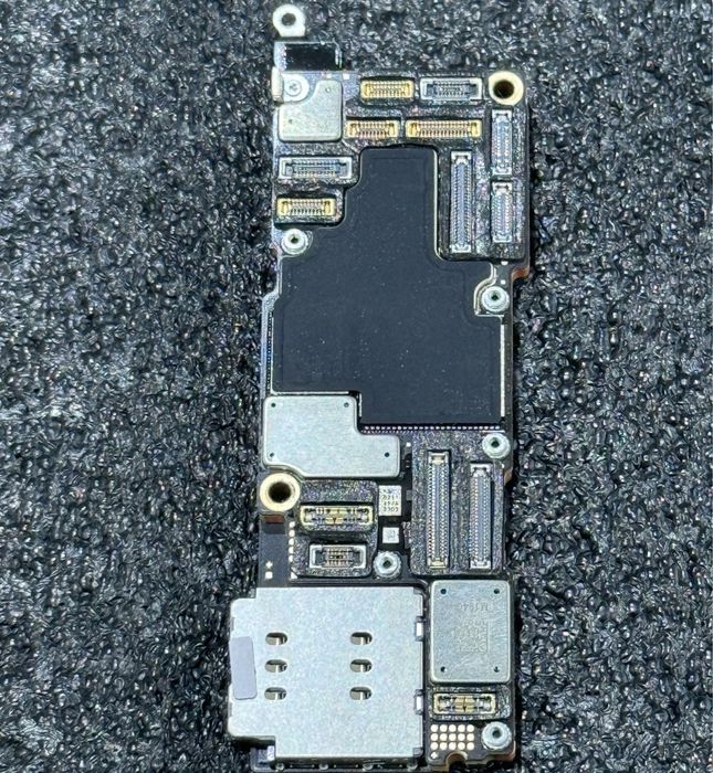 Материнська плата Apple iPhone 14 Pro