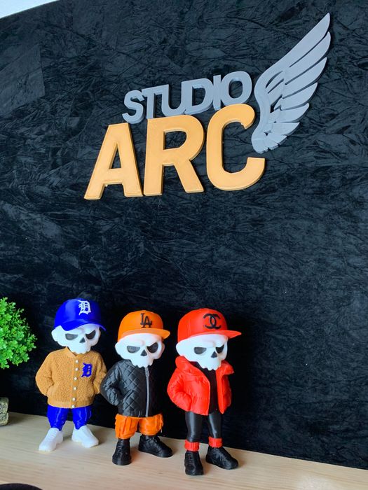 Boneco Skull com Casaco