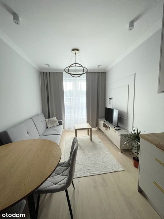 2 pokojowe, obok Hilton, idealne dla studenta, nowy blok