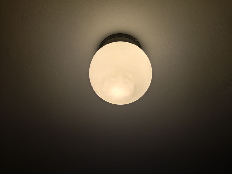 Lampa sufitowa e27 kula