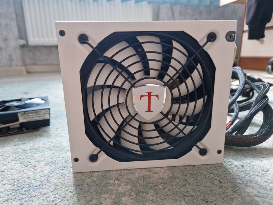 Комп'ютерні запчастини