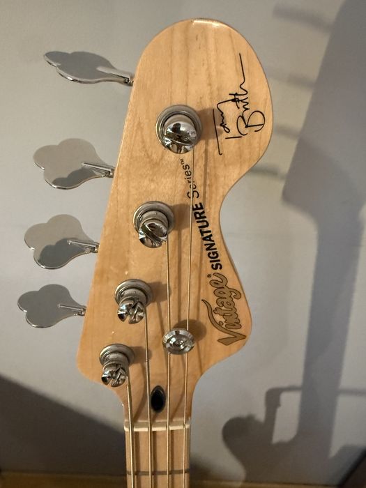 Gitara Basowa(+akcesoria)