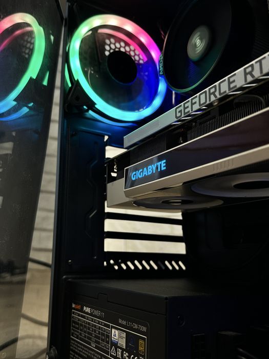 Komputer GAMINGOWY RTX 3080/ RYZEN 5/16gb/512ssd