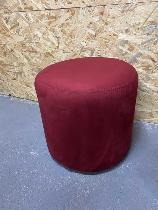 Круглі пуфи діаметром 40см.