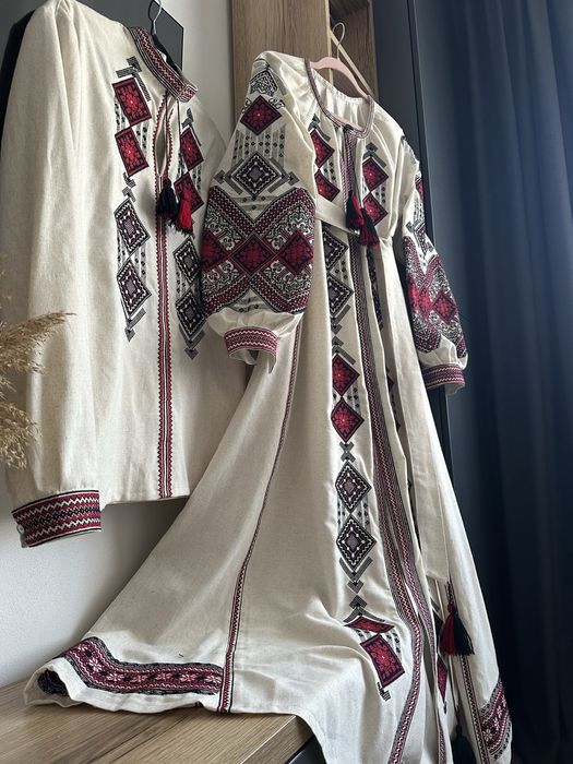 Вишиванки парні/жіноча чоловіча вишиванка/комплект вишивонк/сукня