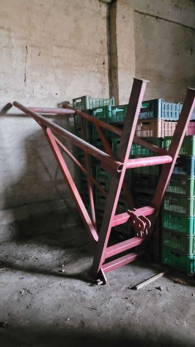 Stelaż do przewożenia pałąków do tuneli foliowych