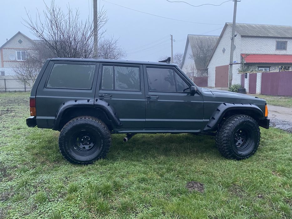 Продам jeep cherokee