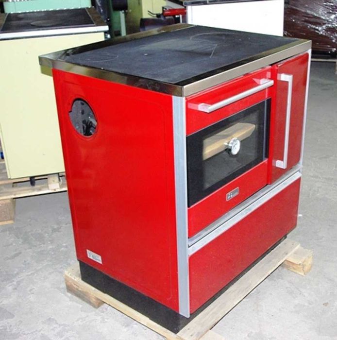Piec kuchenny, kuchnia ROYAL 720 czerwona, prawa