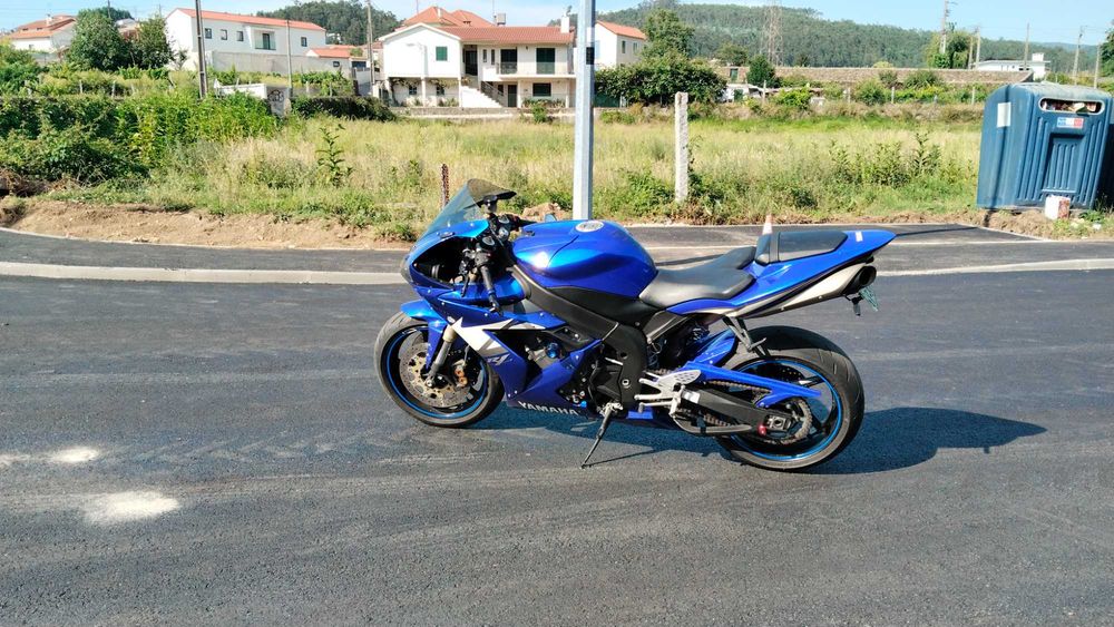 Yahama R1  mota