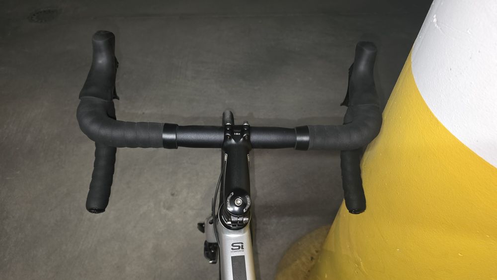 Bicicletas  1 montanha roda 29 suspensão total canondale.  2 estrada