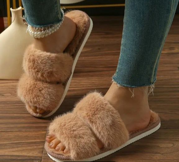 Жіночі тапочки різні розміри