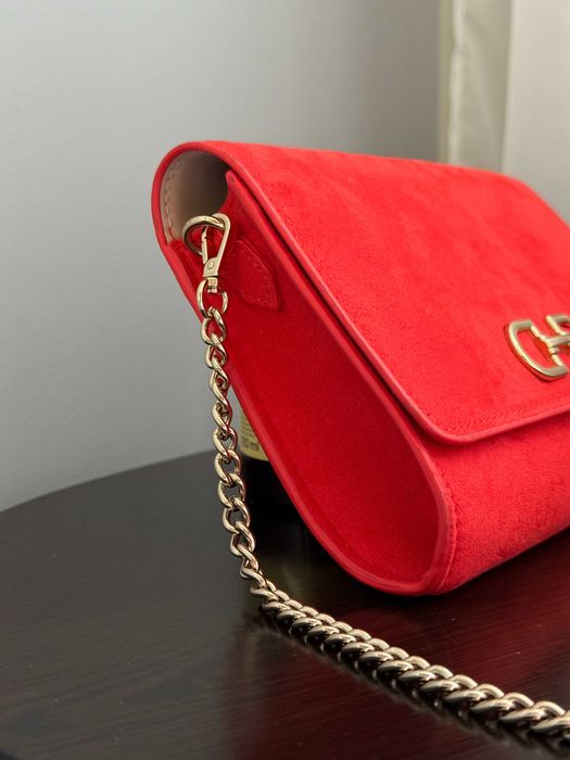 Stylowa kopertówka H&M