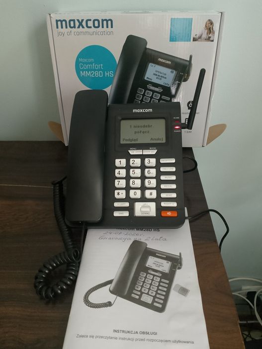 Telefon ze słuchawką na kartę SIM Maxcom - nowy
