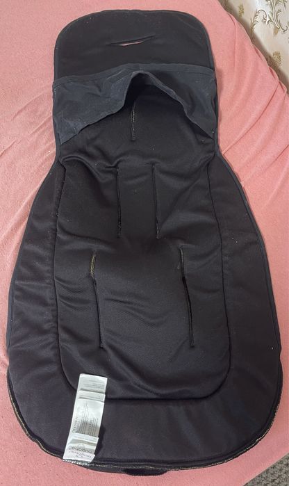 Лайнер в каляску Бугабу