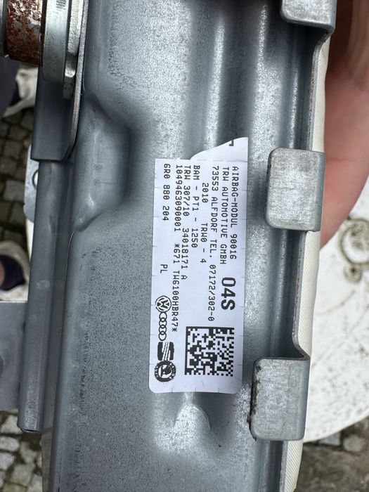 Poduszi powietrzne  pasażera i kierowcy  vw polo r6 2011